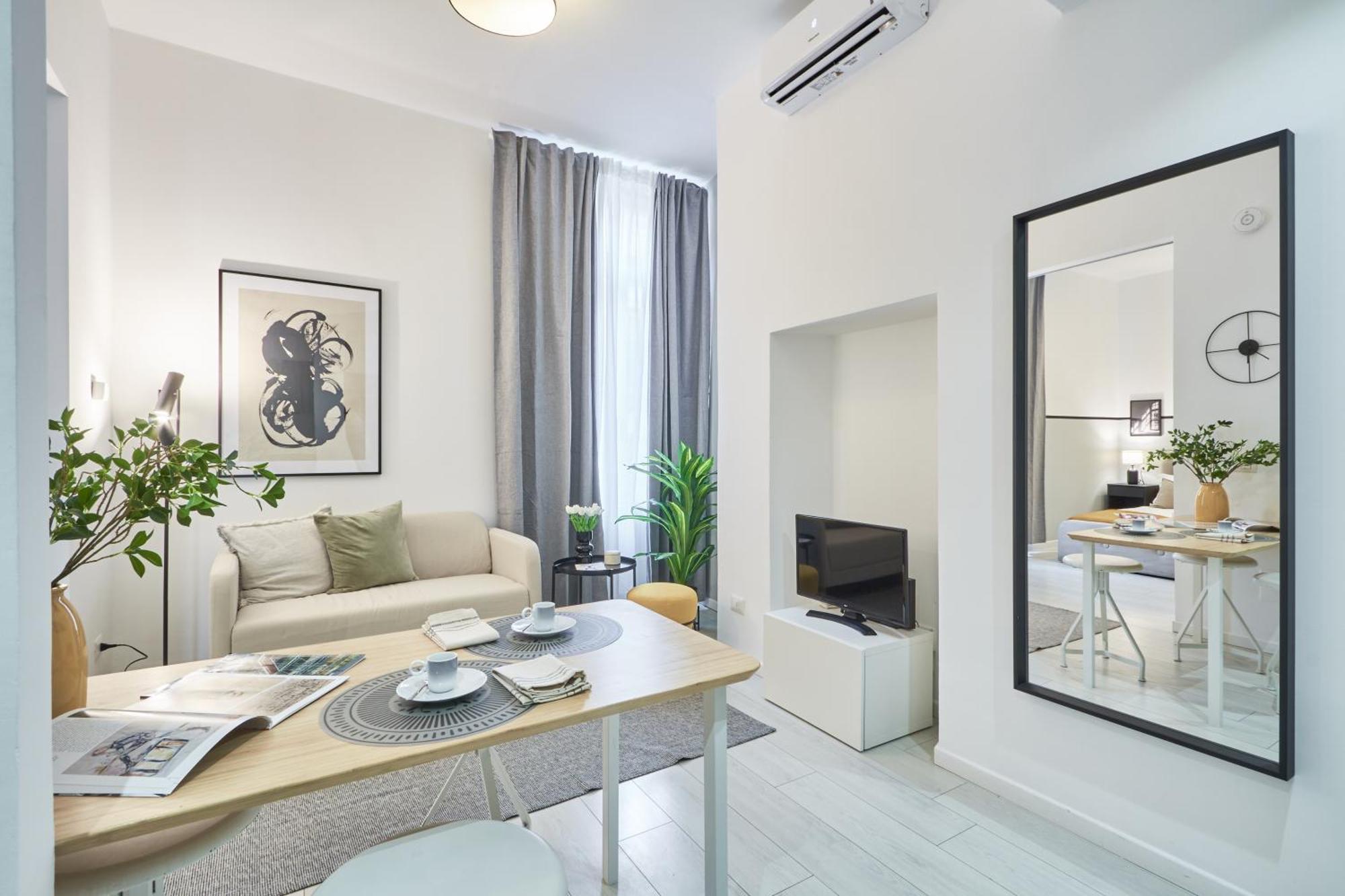 Elegante Appartamento Minimal Dai Tocchi Botanici Milan Bagian luar foto